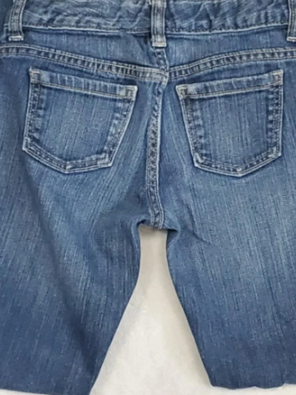 Old Navy Boot Cut Jeans Girls size 8 Mid Rise Gently Preloved Slight flare GUC